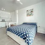 Victoria Sur Apartment